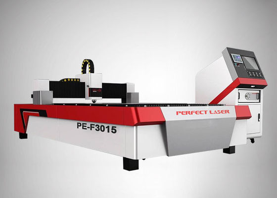 1000w 2000w CNC Metal Yaprak Endüstrisi Paslanmaz Çelik Bakır Demir Alüminyum Yüksek Verimlilikli Lazer Kesme Kesicisi