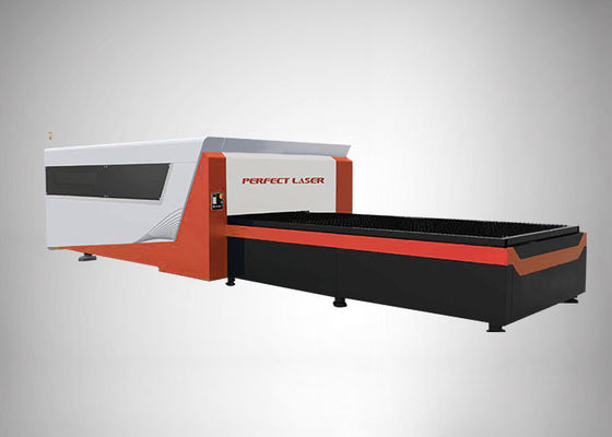 Değişim Platformlu Yüksek Hızlı CNC Metal fiber lazer kesici Raycus / Max / IPG